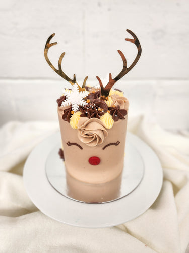 Reindeer Cake
