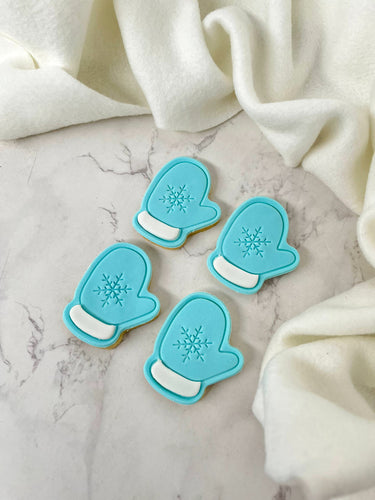 Christmas Mitten Cookies