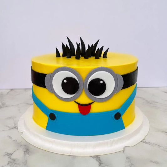Minion theme cake