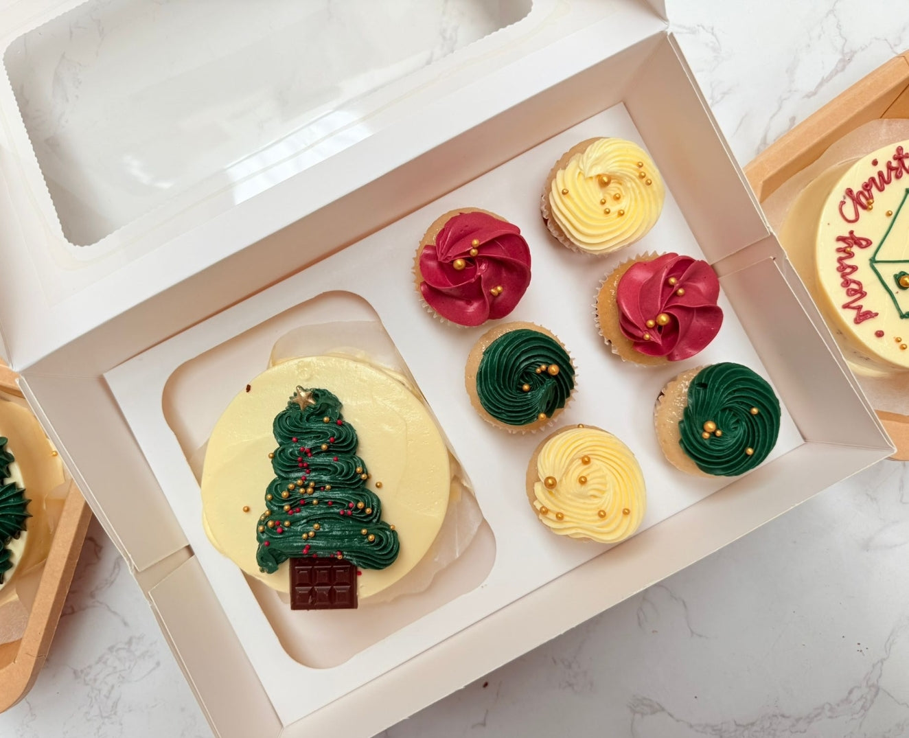 Christmas Bento Cake with mini Cupcakes