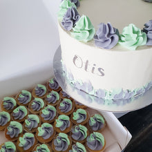 Load image into Gallery viewer, Signature Cake and Mini Cupcake Set